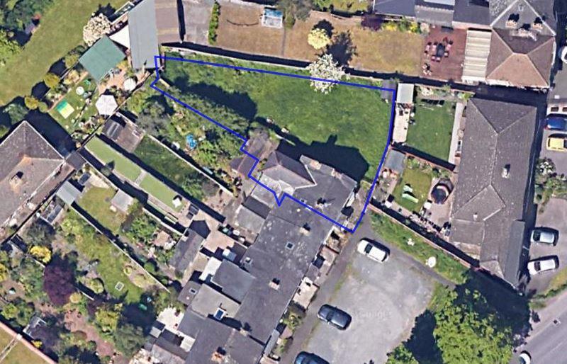 Plot outline 2 Priory Place.JPG