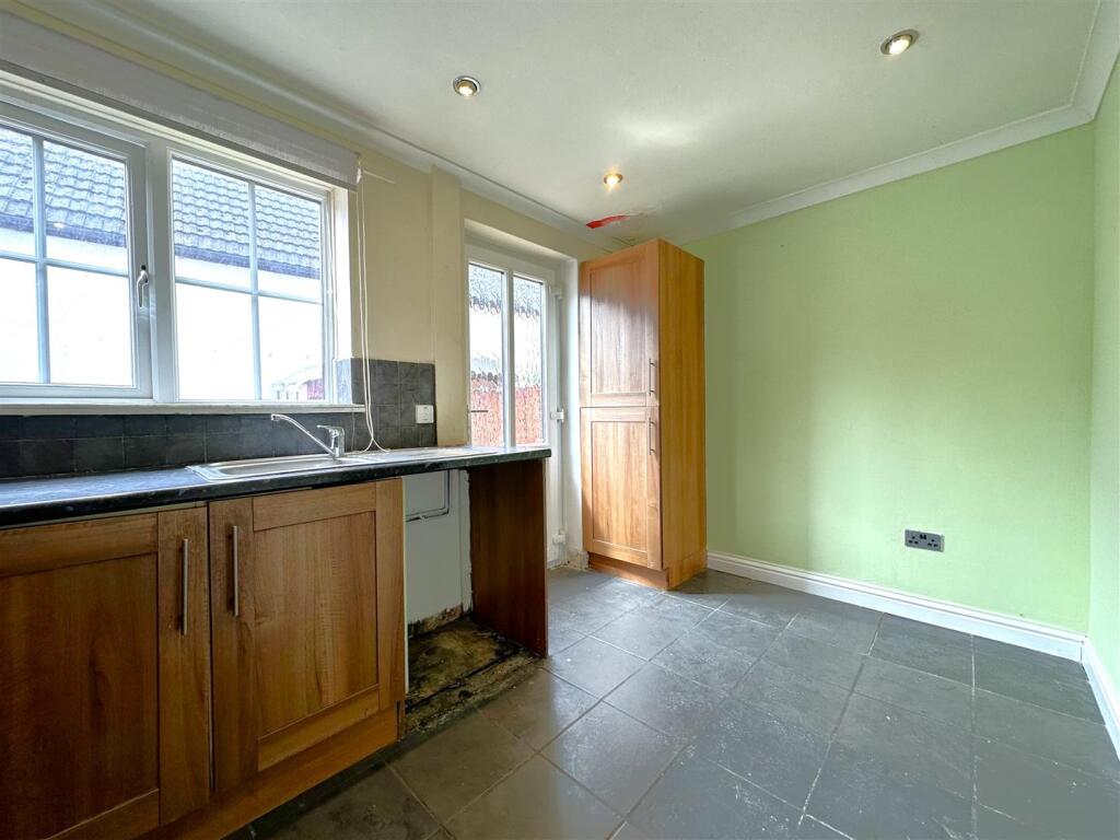 Dining Area 440
