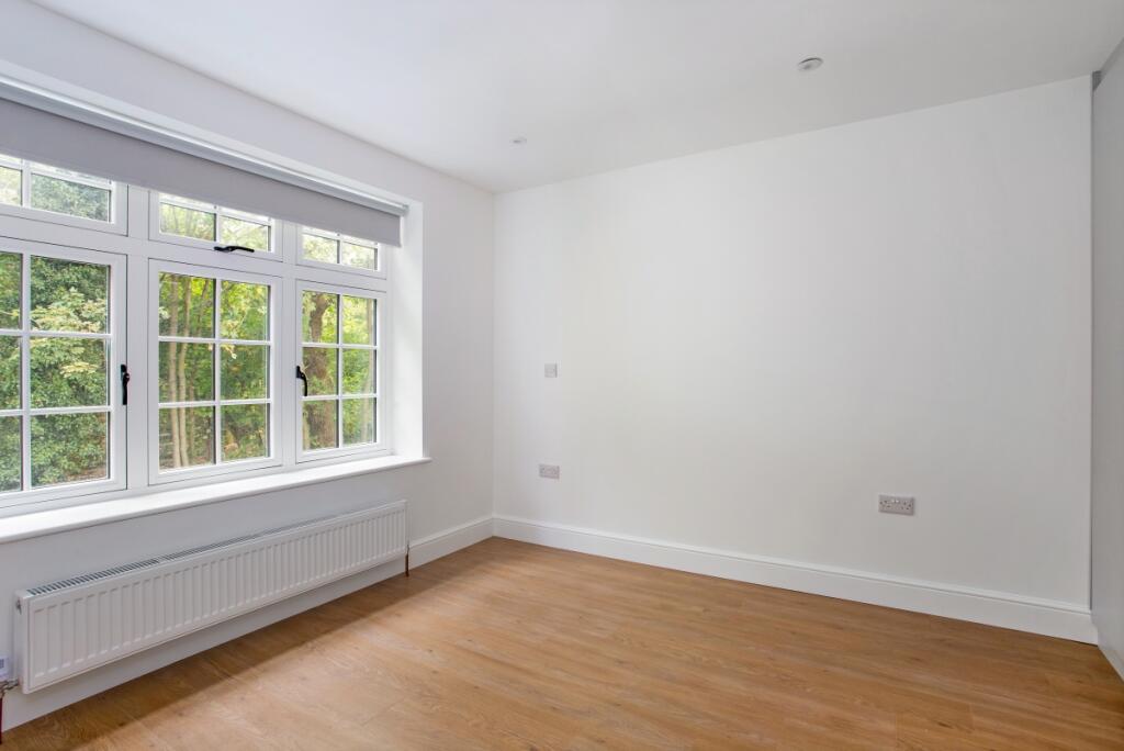 80541_2 All Saint...