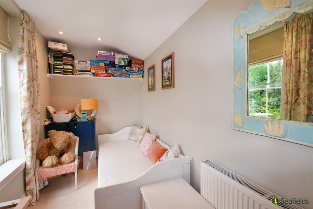 Bedroom 3.jpg