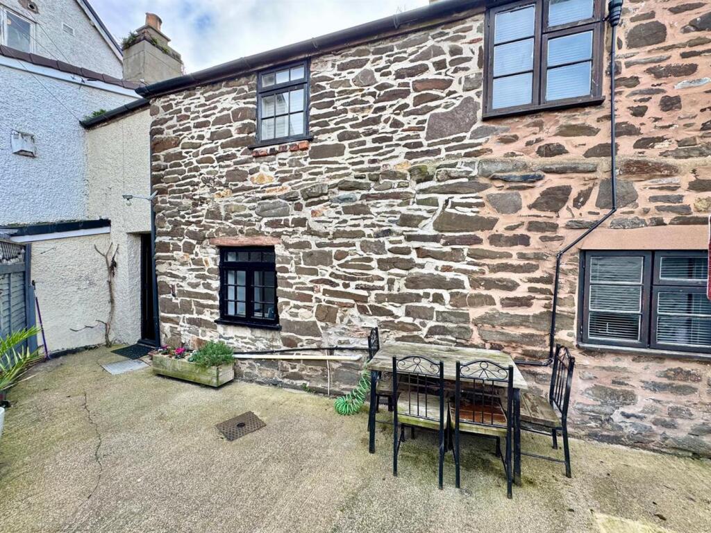 PHOTO-2025-10-11-10-18-39 (32).jpg