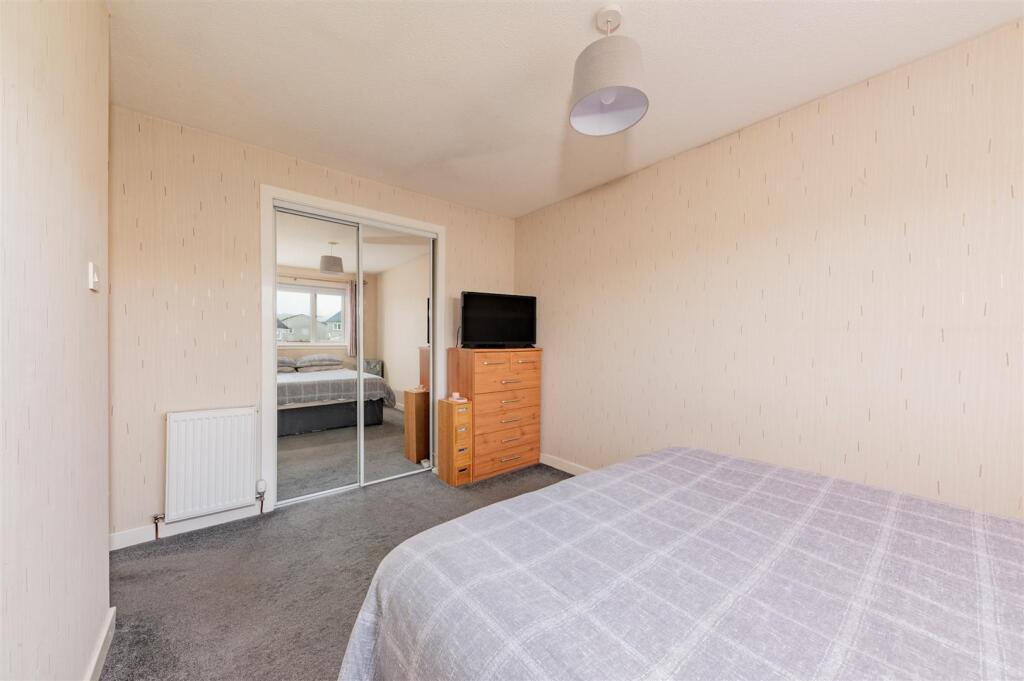 88 Peebles Drive Dundee-3.JPG