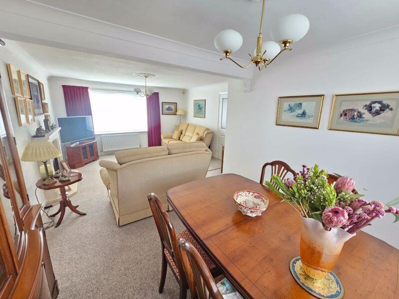 Dining Room/Lounge
