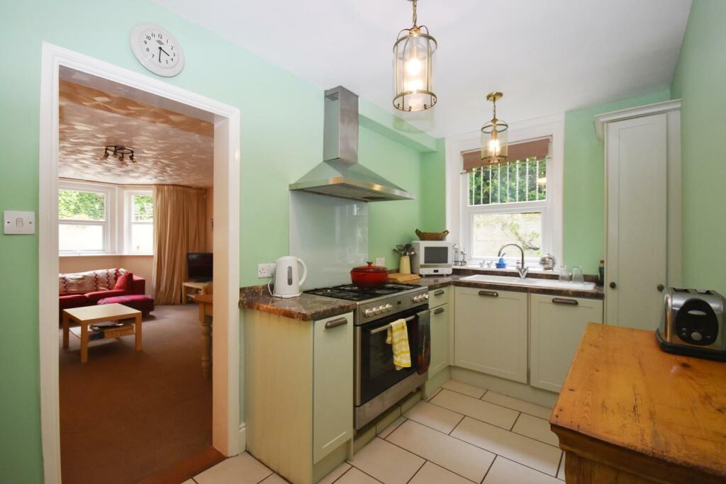 Kitchen ..JPG