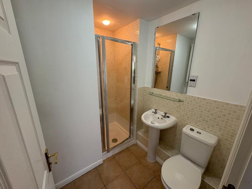 Master En-Suite