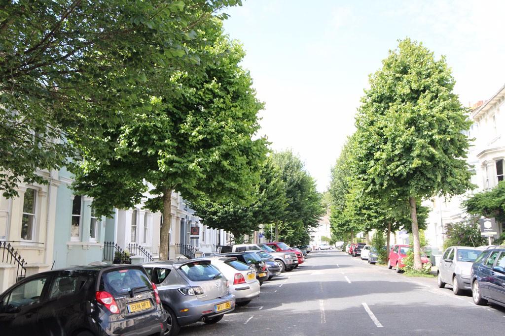 Shaftesbury Road