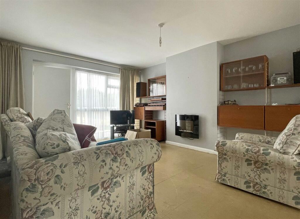 Lounge.jpg