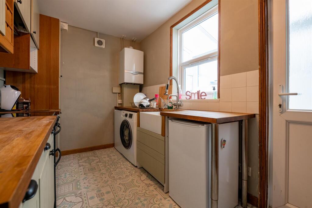 176 Newcome Road 20 12.jpg