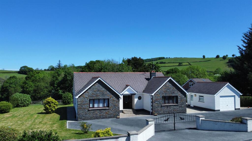 dji_fly_20250514_114514_144_1747219529822_photo_op