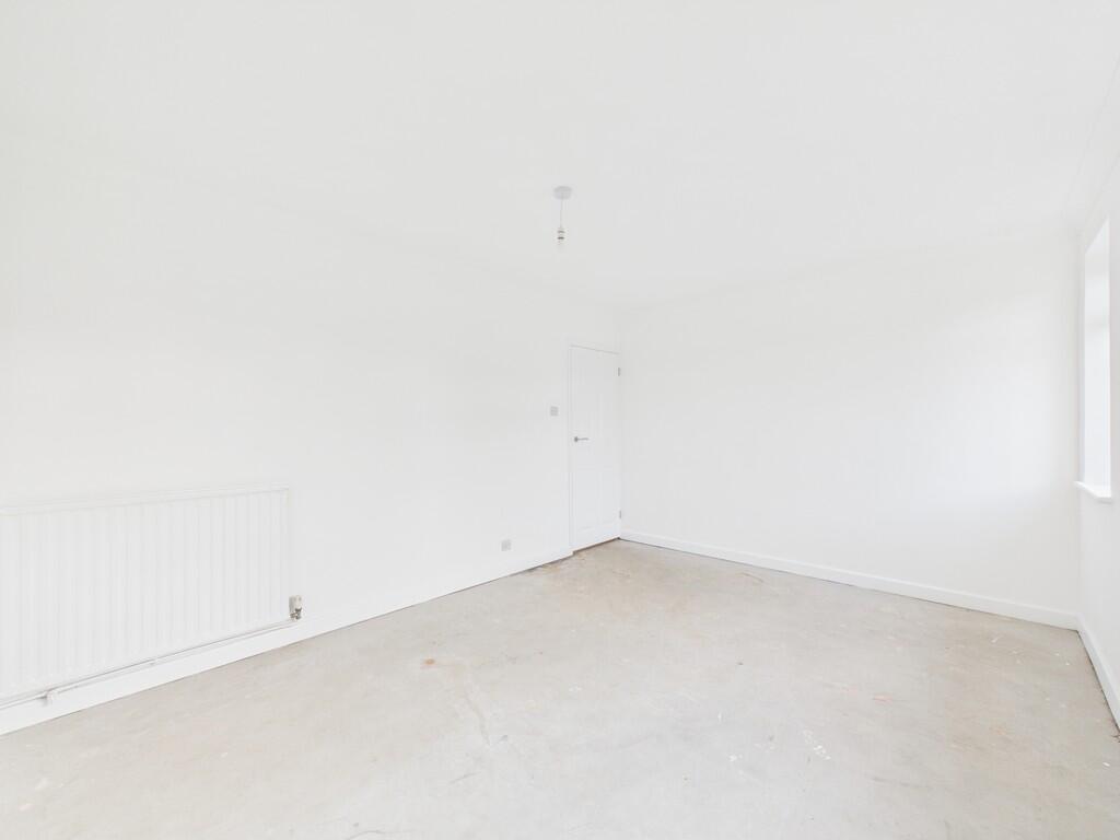 CAM04018G0-PR0379...