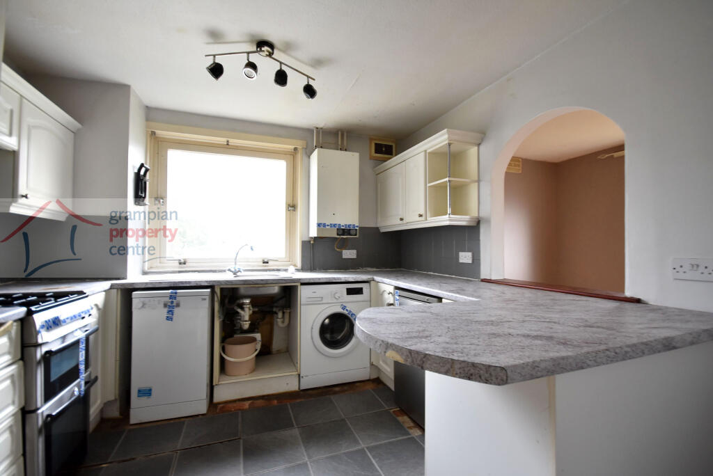 kitchen .JPG