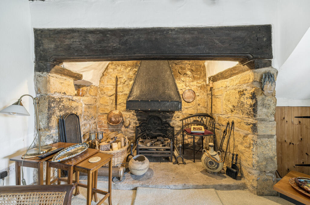 1340659-17-68a705...