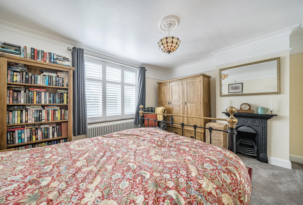 1340438-11-689b6f...