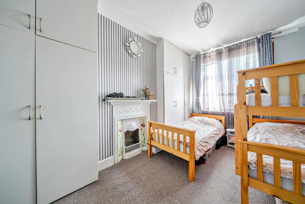 1317136-25-686695...