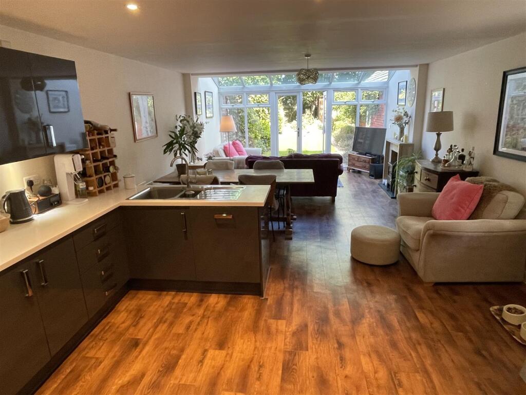 Kitchen to Sitting Room.JPG