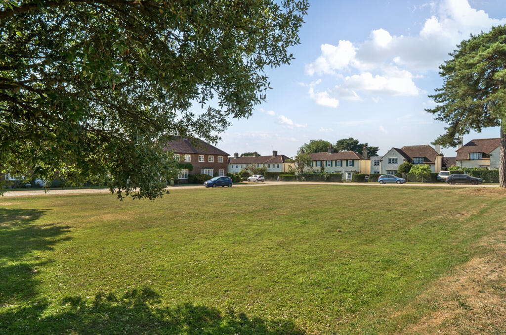 1313471-3-6853c99...