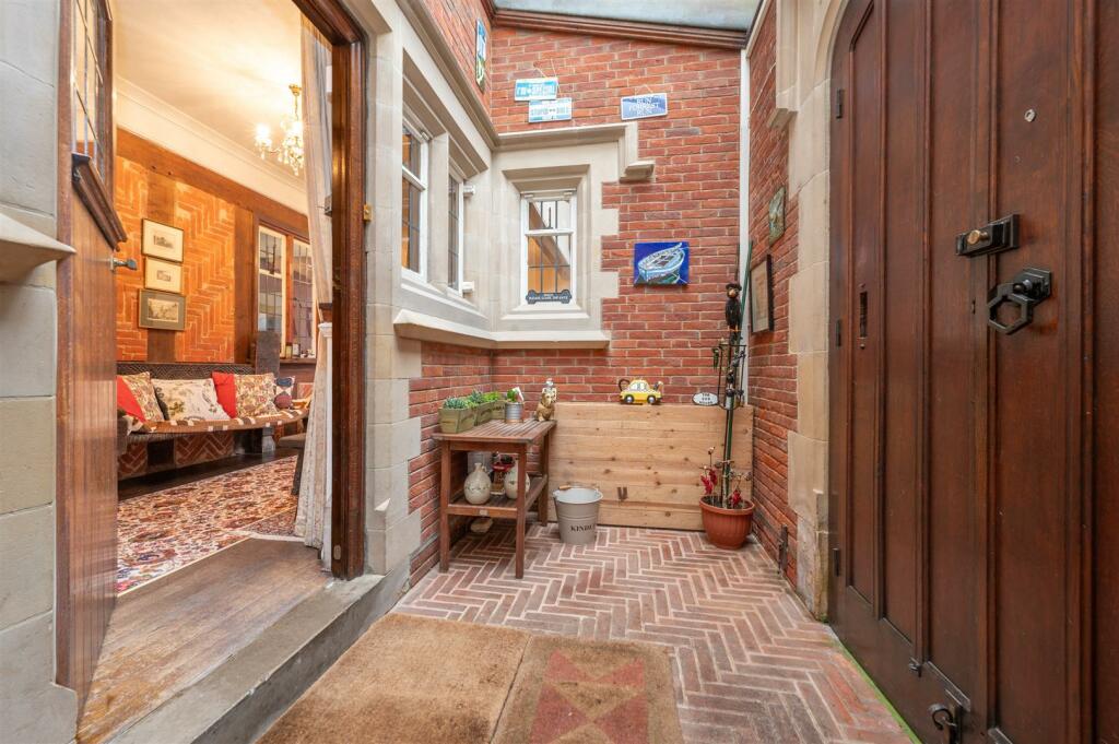 Entrance Porch