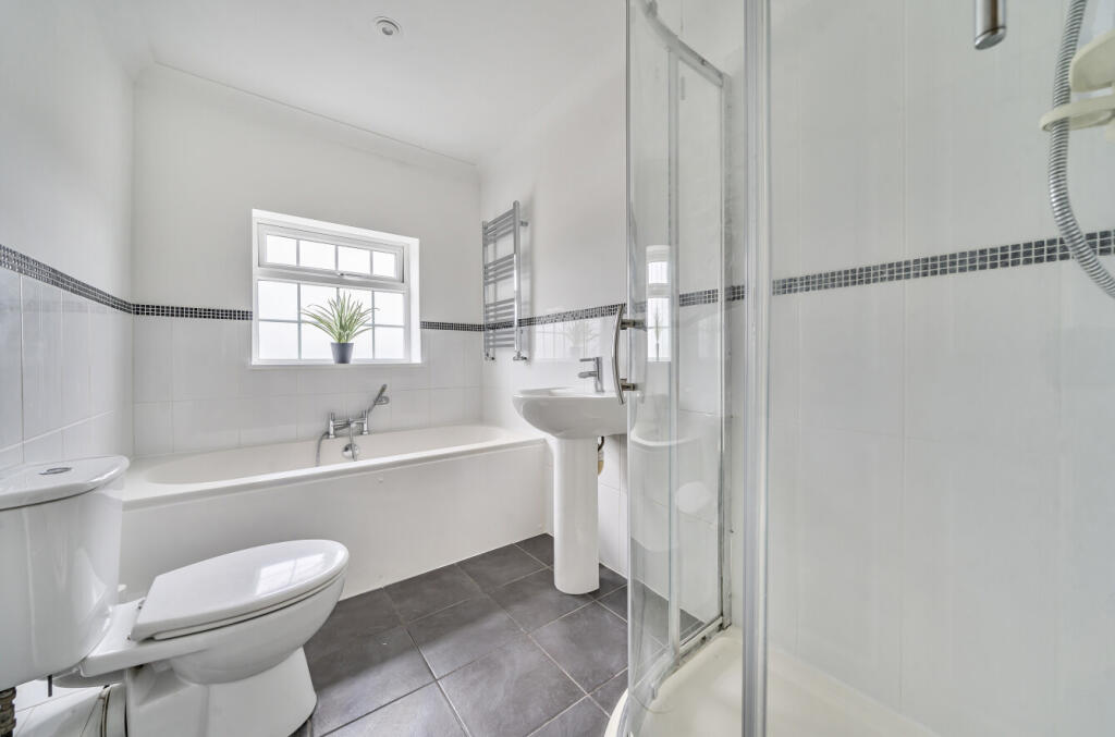 1303320-9-684164a...