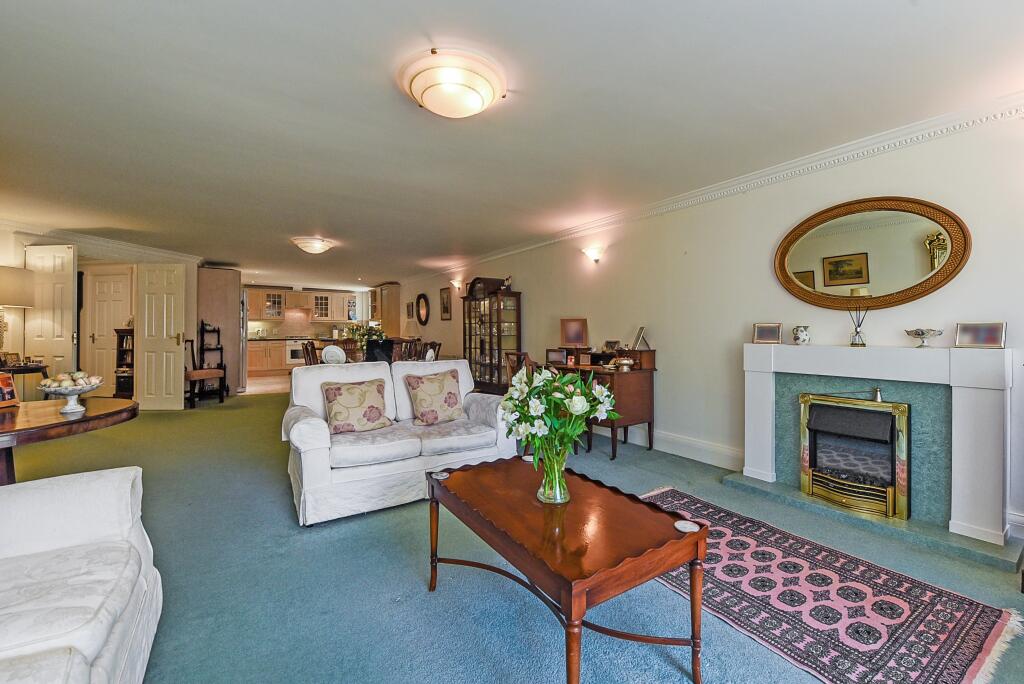 Sitting Room Area