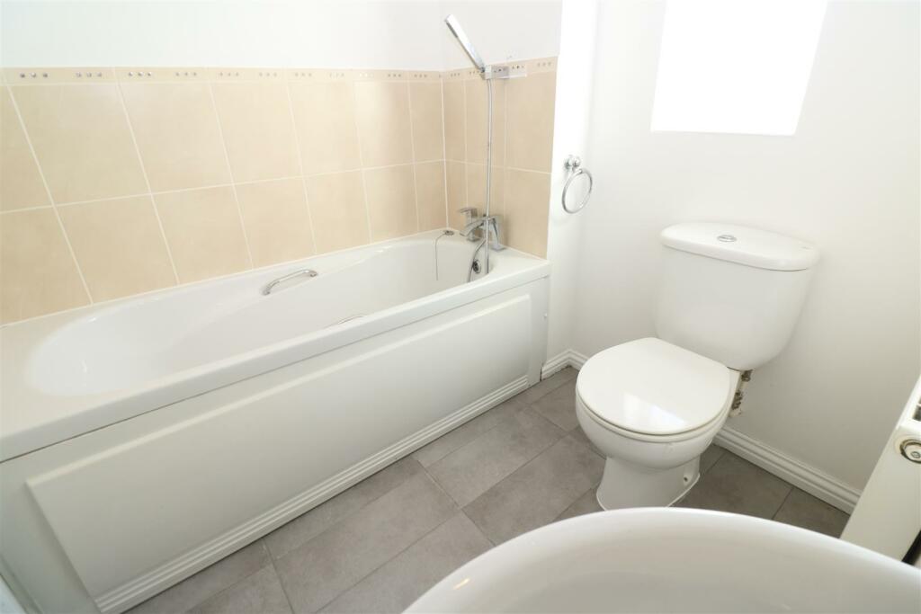 Bathroom / WC