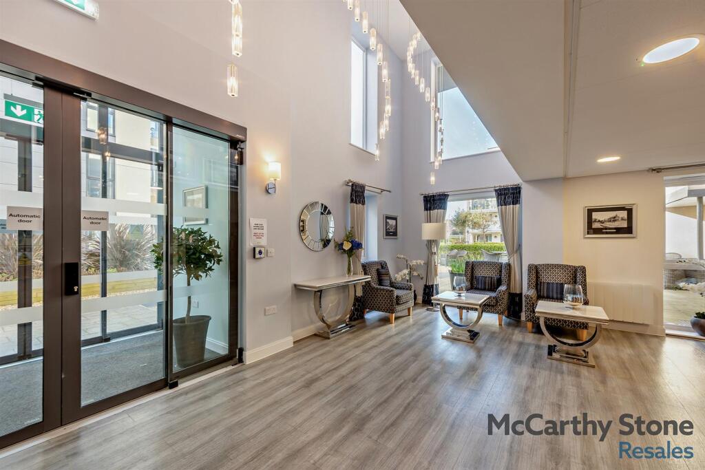 8641255-interior34-800.jpg