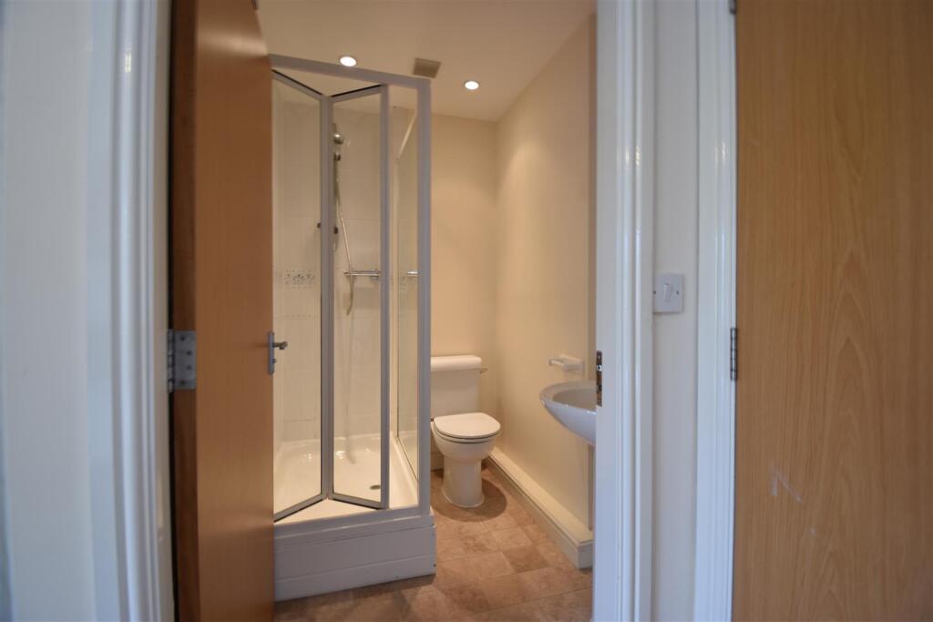 En-Suite Shower