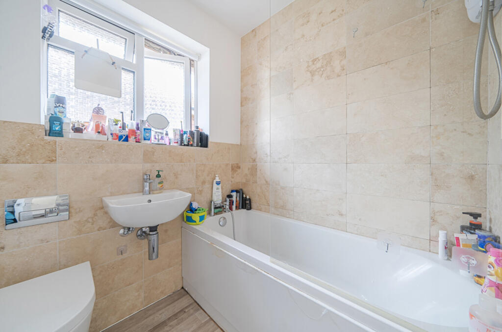 1349607-3-68c02ba...