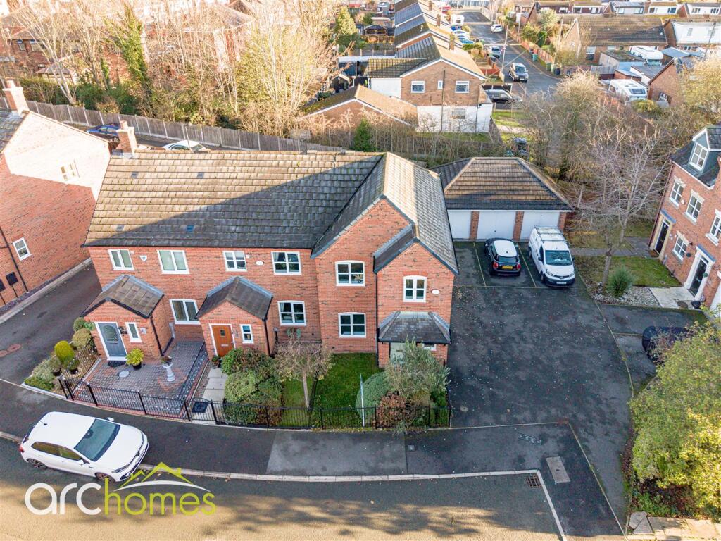 dji_fly_20251125_101216_0004_1764072259545_photo.J