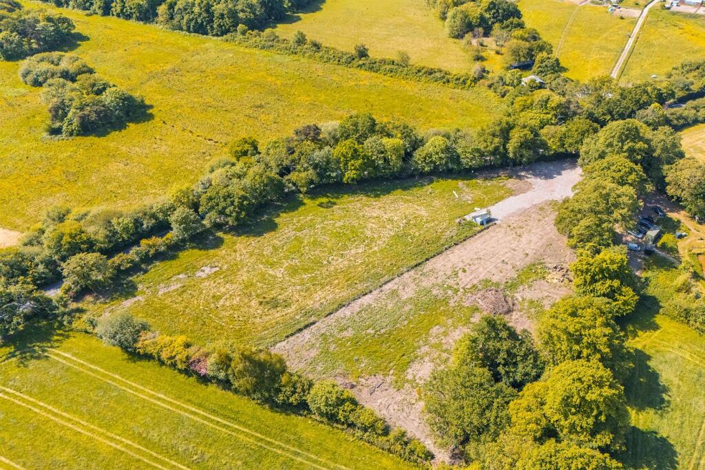 Land on Hooton Road-14.jpg