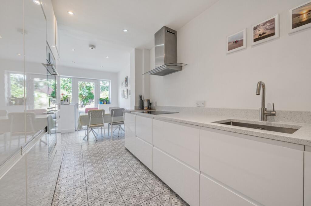 1355882-10-68c9e227249ed