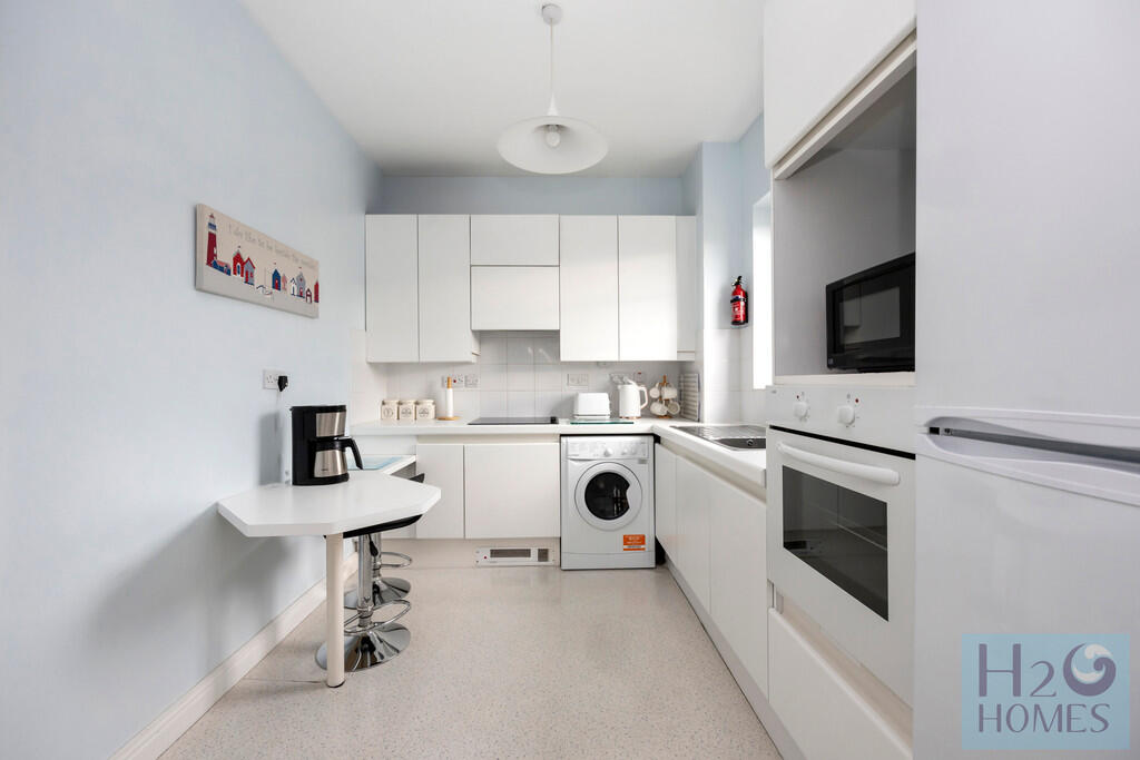 Starboard Court_3...