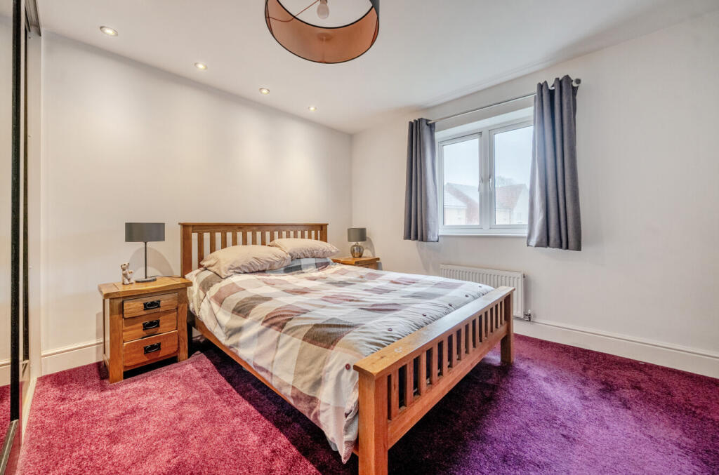 1385658-11-692d80...