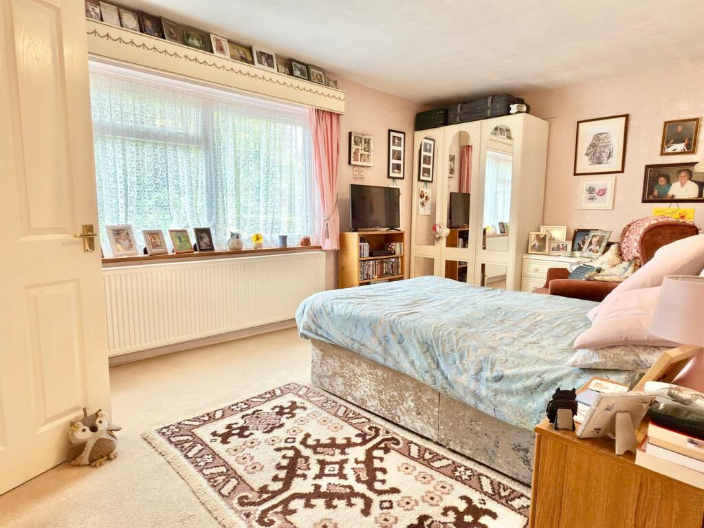Annex Bedsitting Room 