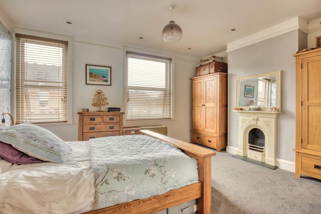 Ewemove Taunton Greenway Av (14)