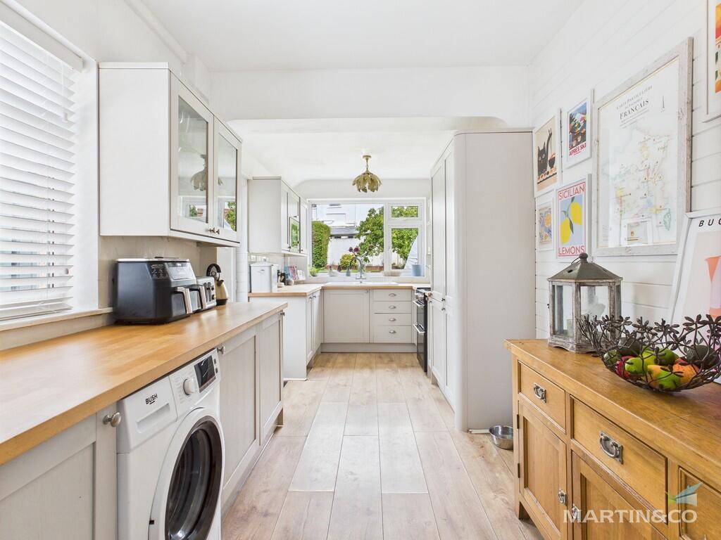 CAM03111G0-PR0339...