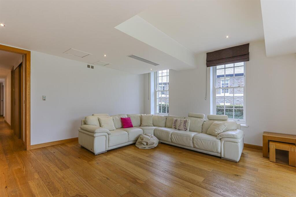 Richardson House 3-4.jpg