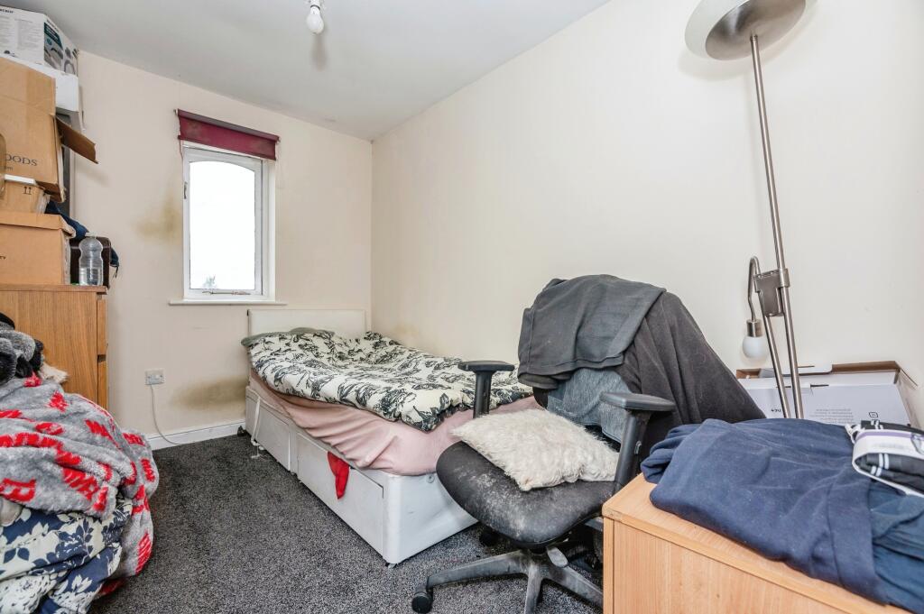 Dunlop Close, Dartford, Kent, DA1