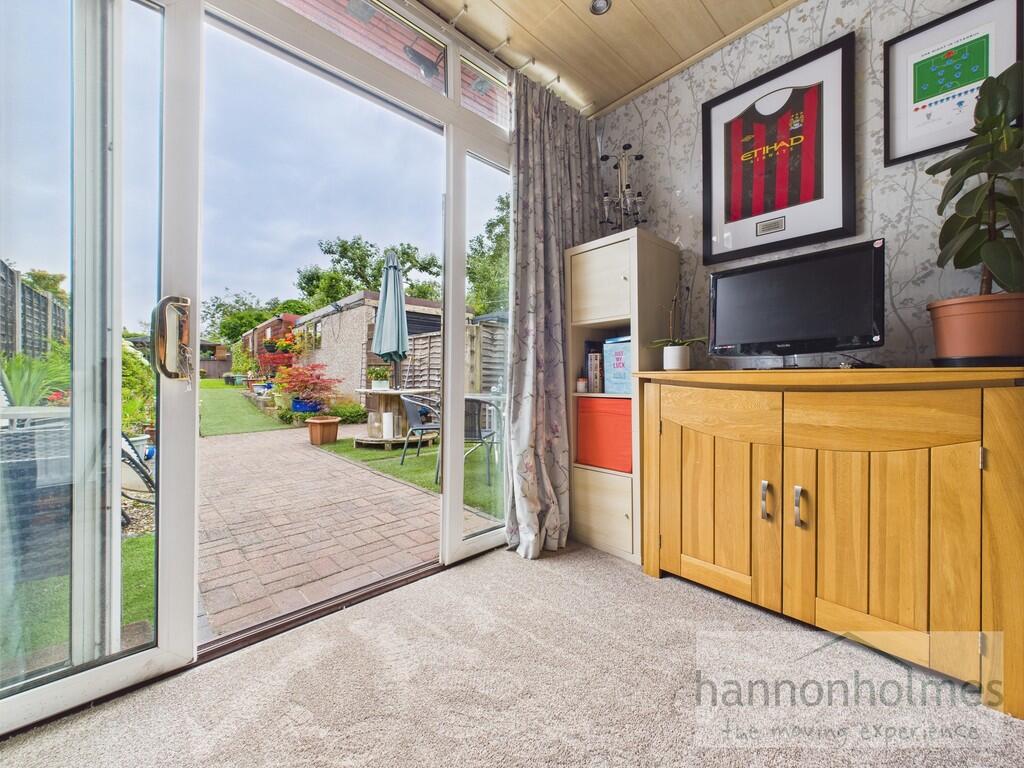 CAM05283G0-PR0072...