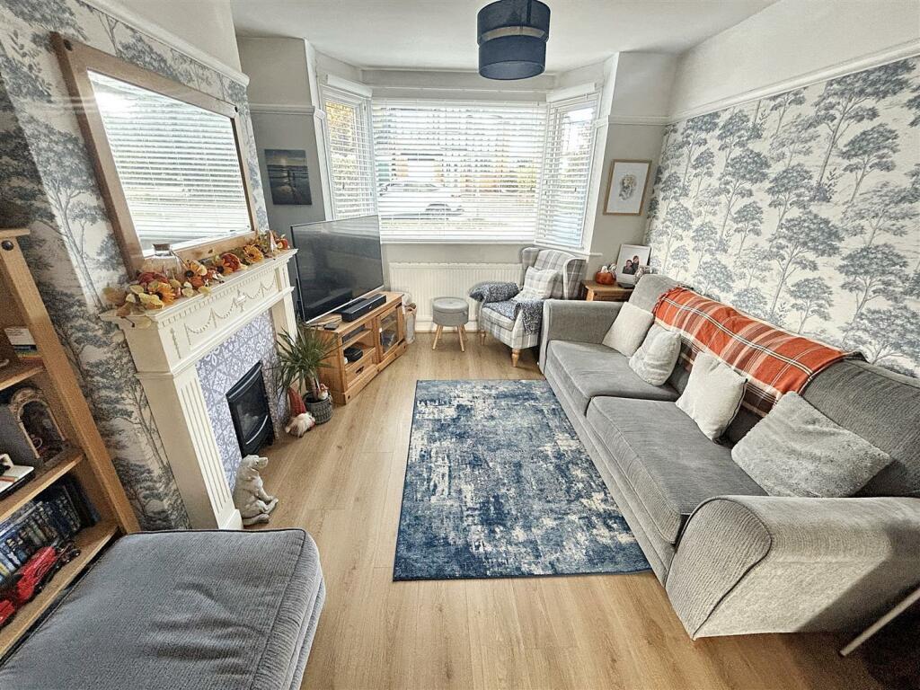 IMG_1220 (Large).jpg