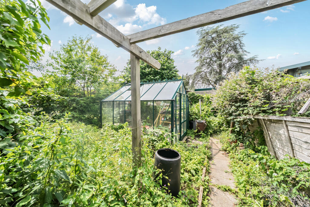 1301563-2-6842e64...