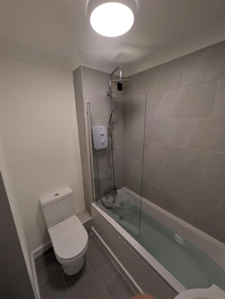 5 Maria Ct New bath.jpg