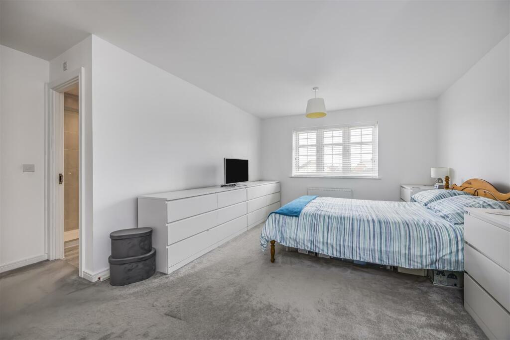 1 Foster Close, Emsworth-PorticoMarketing-Nexa-14.