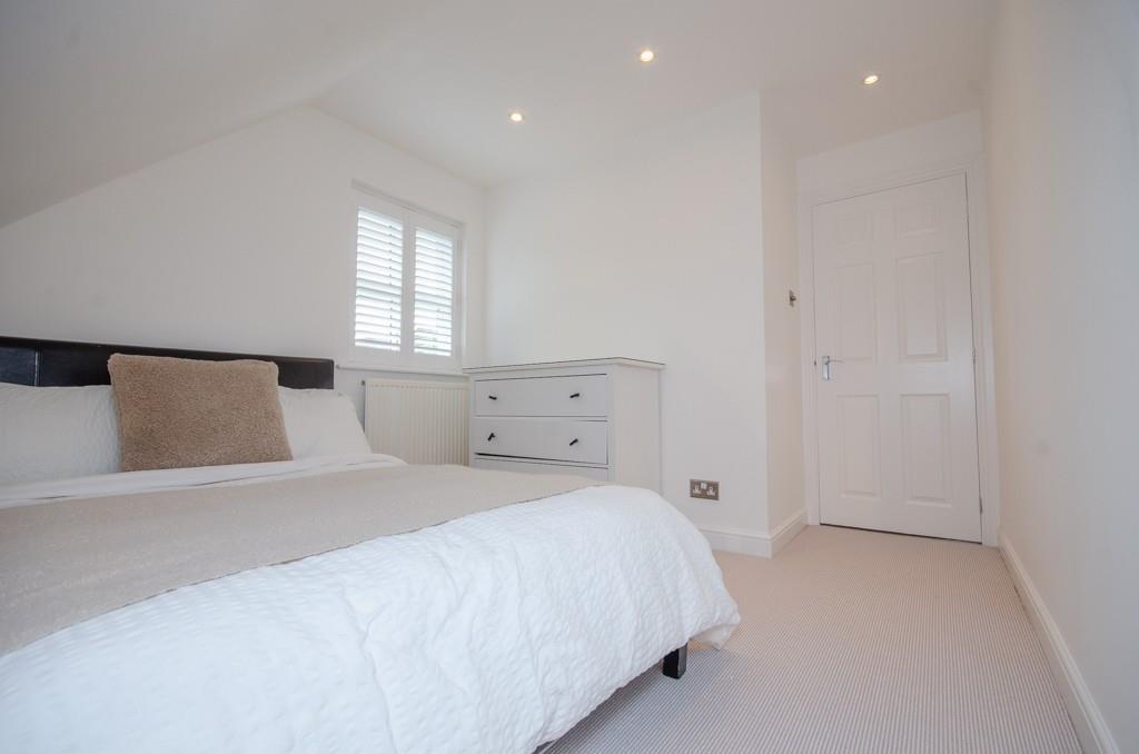 Bedroom three pic 2.jpg