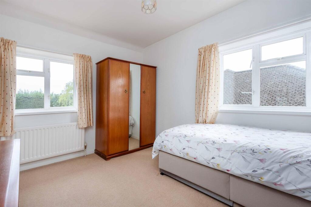 21 Lime Tree Avenue, Rugby (10).jpg