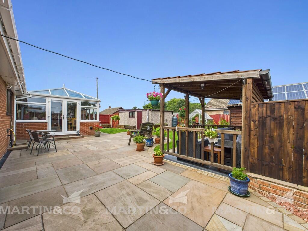 CAM02406G0-PR0483...