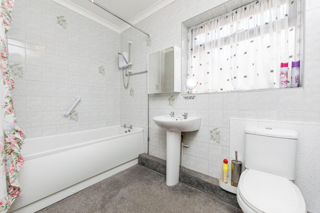 Bathroom/W.C.