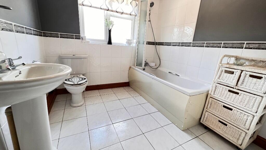 Bathroom/w.c.