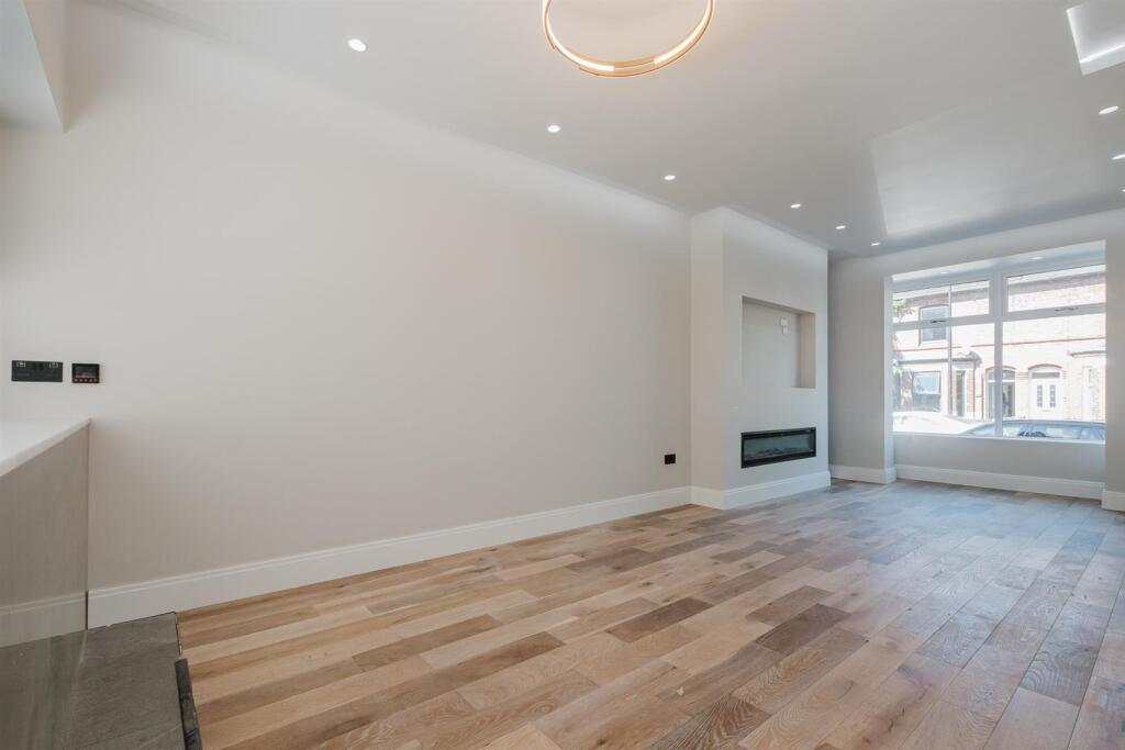 Living an Dining Room