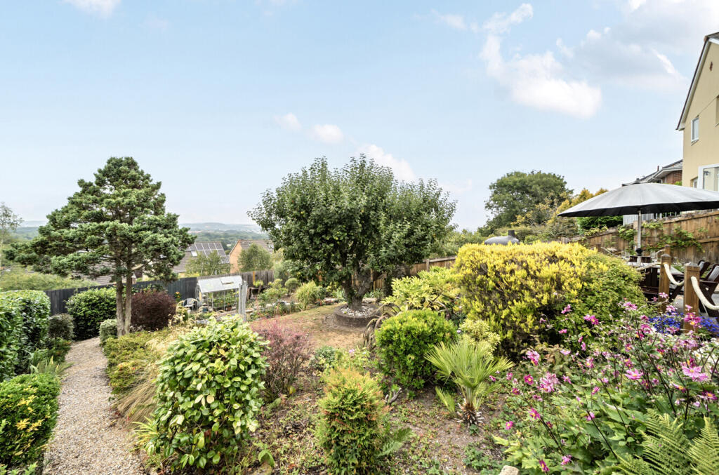 1340136-15-6899e3...