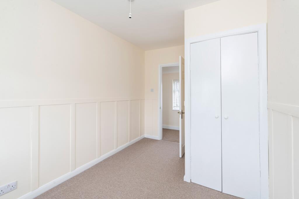 36 Shipton Road 0021
